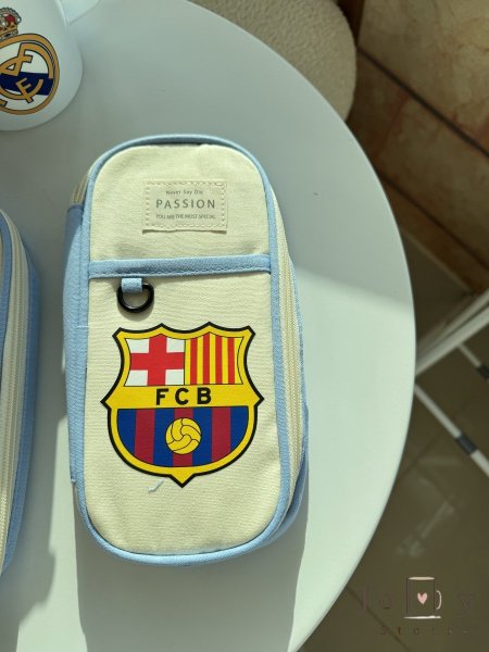 برشلونة