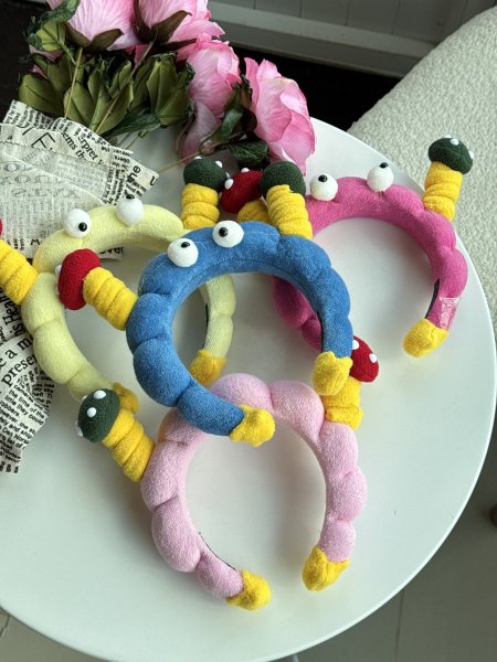 طوق باشكال نغشة
